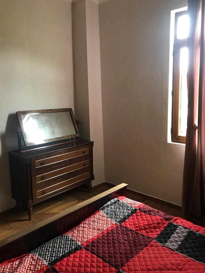 Green House In باتومي المظهر الخارجي الصورة